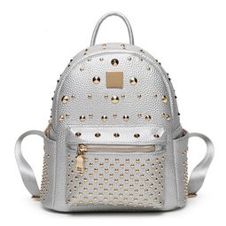 廠家新款雙肩包女包韓版鉚釘中學(xué)生雙肩包女書(shū)包百搭女包一件代發(fā) 穎訊皮具