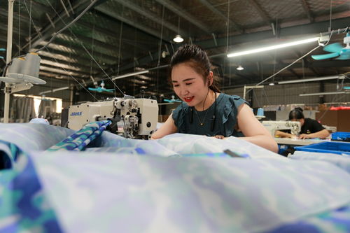 微車(chē)間 助家門(mén)口就業(yè)