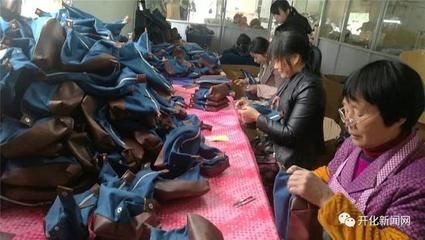 開(kāi)化這位大哥自主創(chuàng)業(yè),接外國(guó)訂單帶鄉(xiāng)親們致富&hellip;